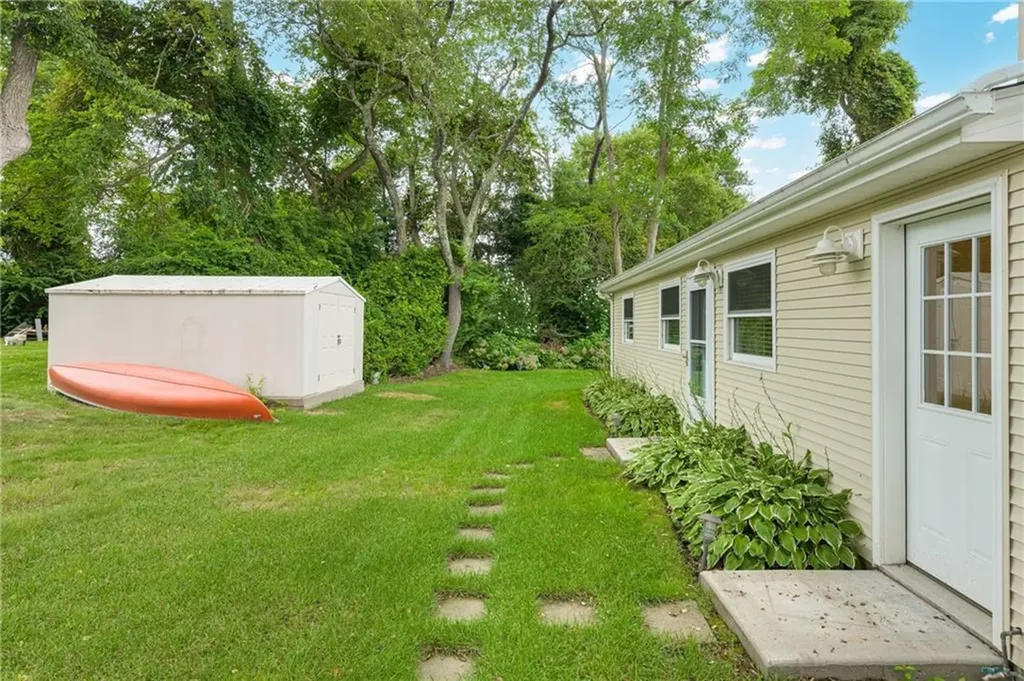 47 Westmoreland Street Narragansett RI 02882