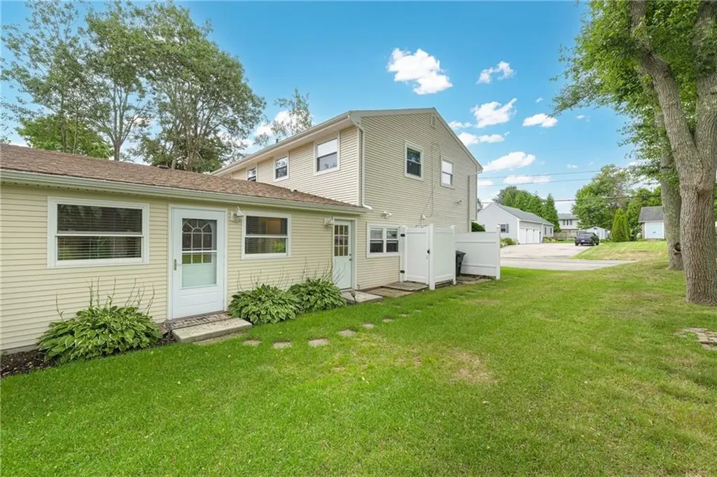 47 Westmoreland Street Narragansett RI 02882