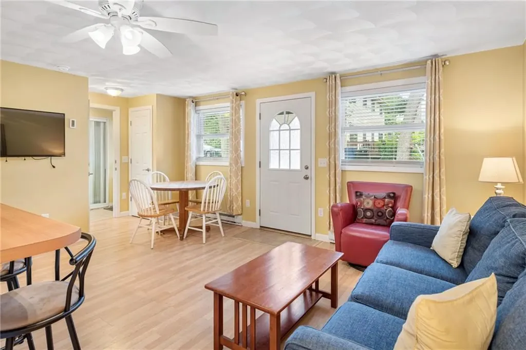 47 Westmoreland Street Narragansett RI 02882