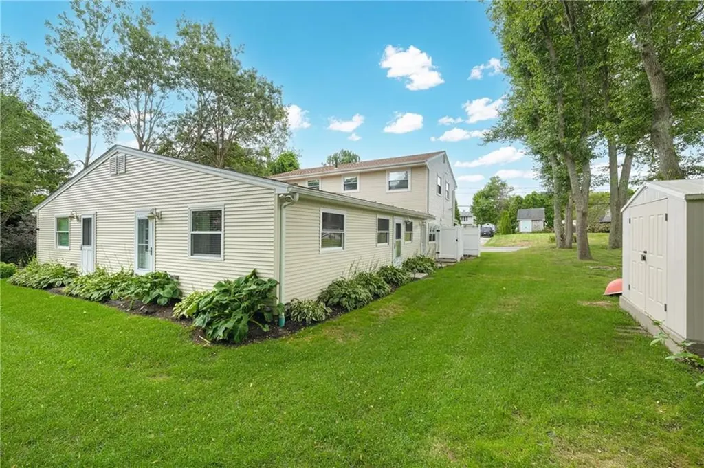 47 Westmoreland Street Narragansett RI 02882