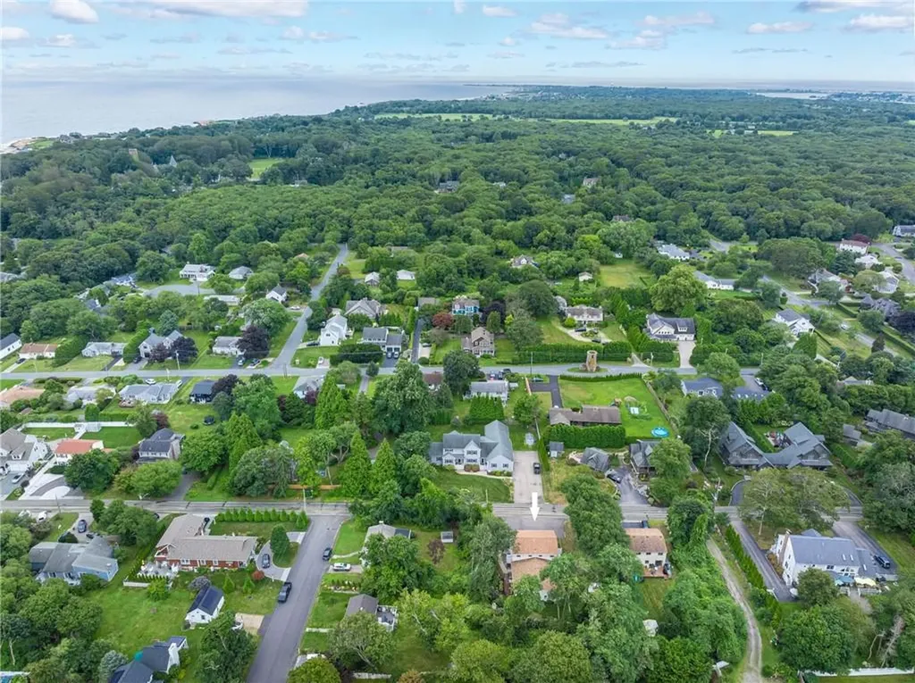 47 Westmoreland Street Narragansett RI 02882