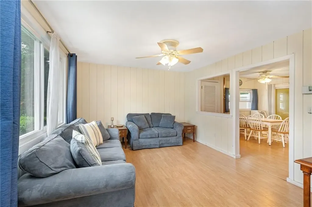 47 Westmoreland Street Narragansett RI 02882