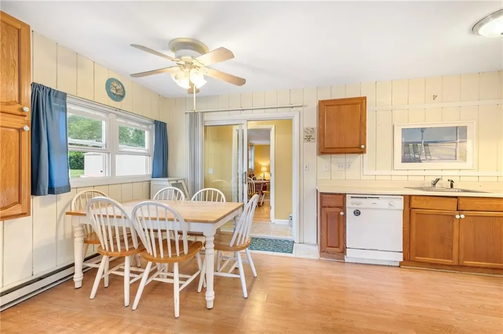 47 Westmoreland Street Narragansett RI 02882