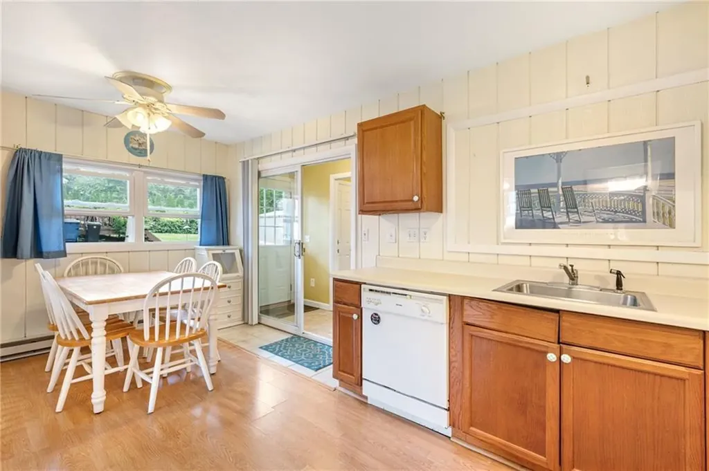 47 Westmoreland Street Narragansett RI 02882