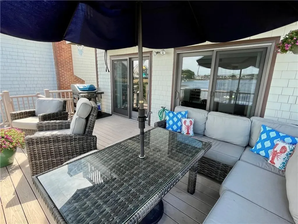 57 Green Street Portsmouth RI 02871
