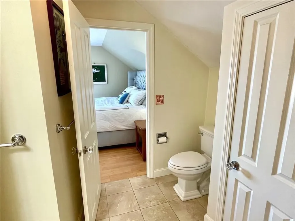 57 Green Street Portsmouth RI 02871