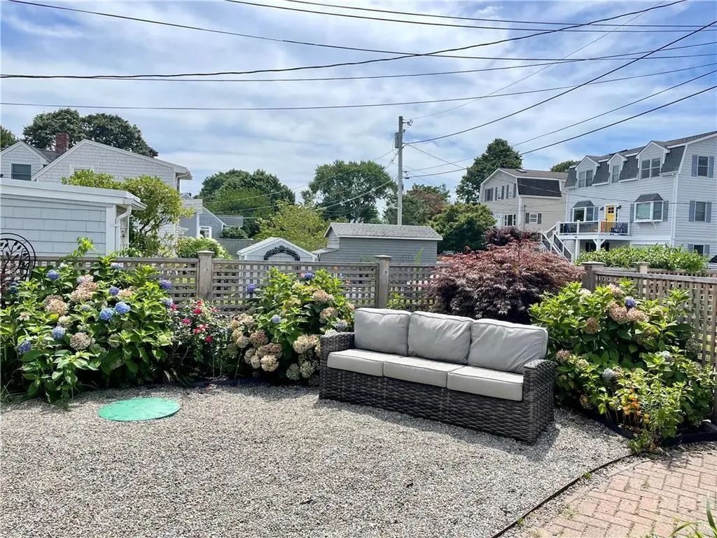 57 Green Street Portsmouth RI 02871