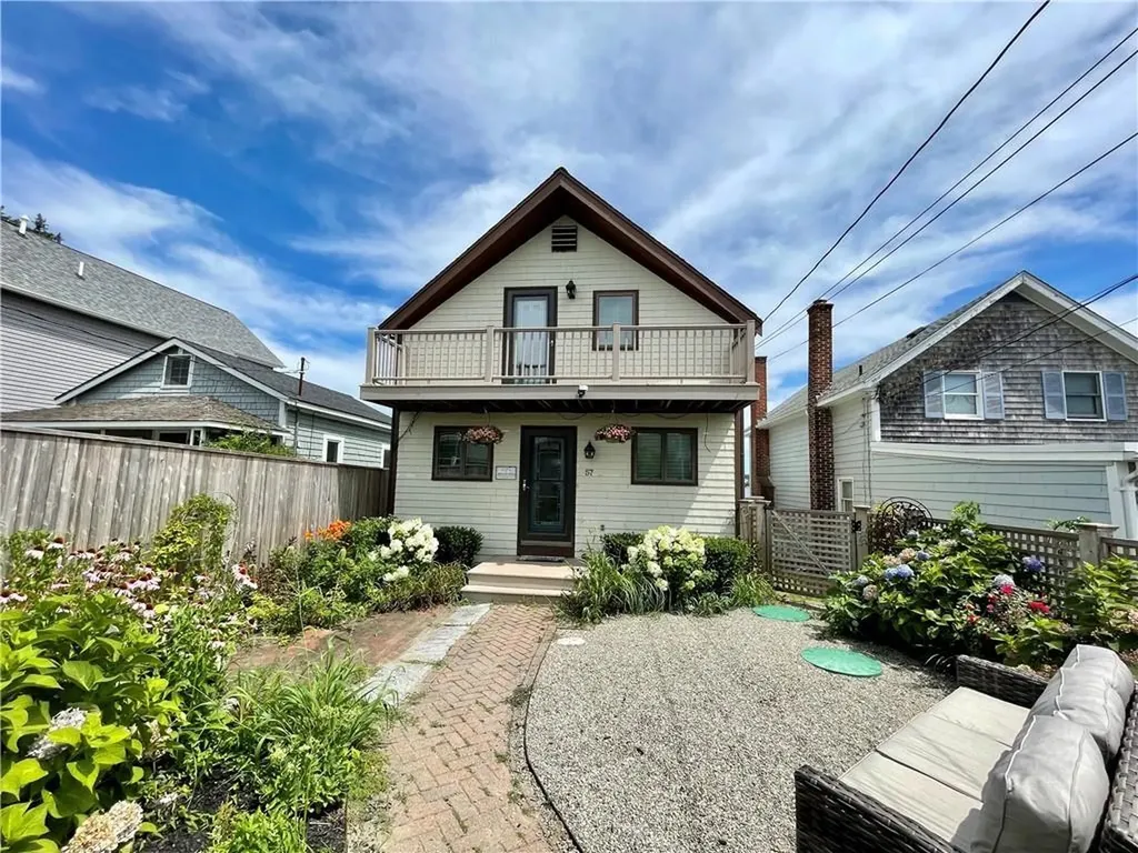 57 Green Street Portsmouth RI 02871