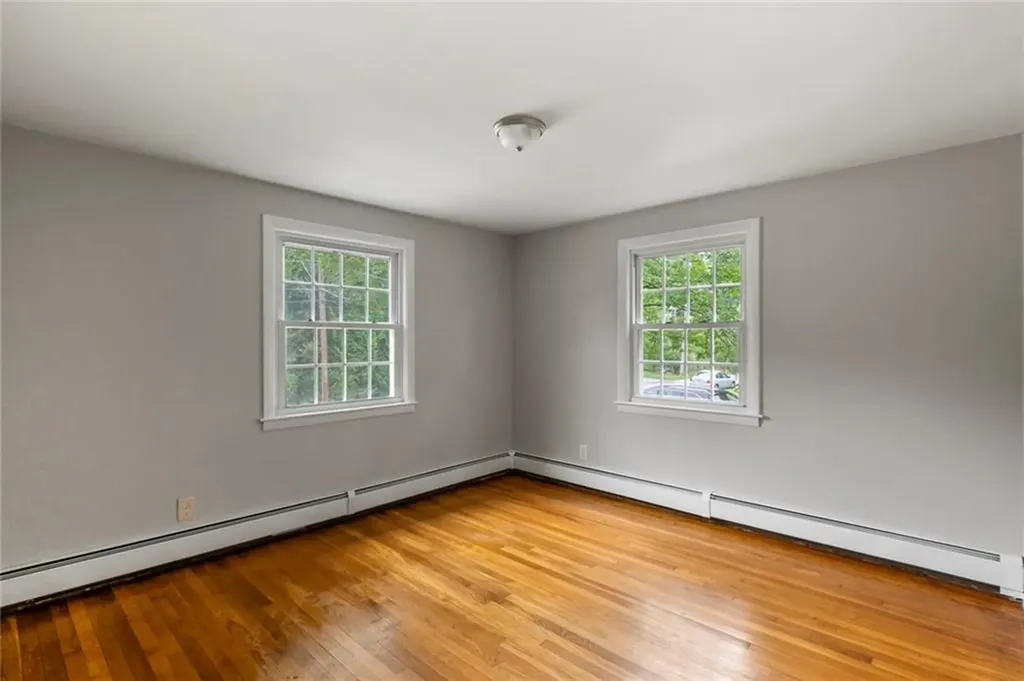 37 Highland Avenue Coventry RI 02816