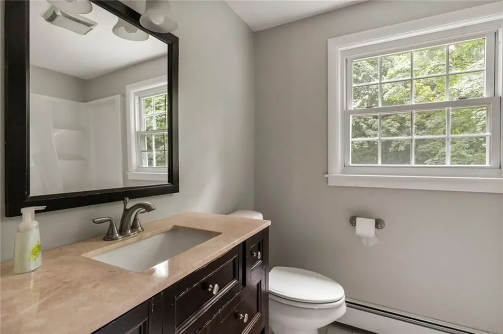 37 Highland Avenue Coventry RI 02816