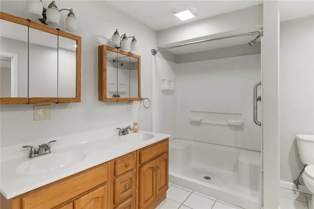 37 Highland Avenue Coventry RI 02816