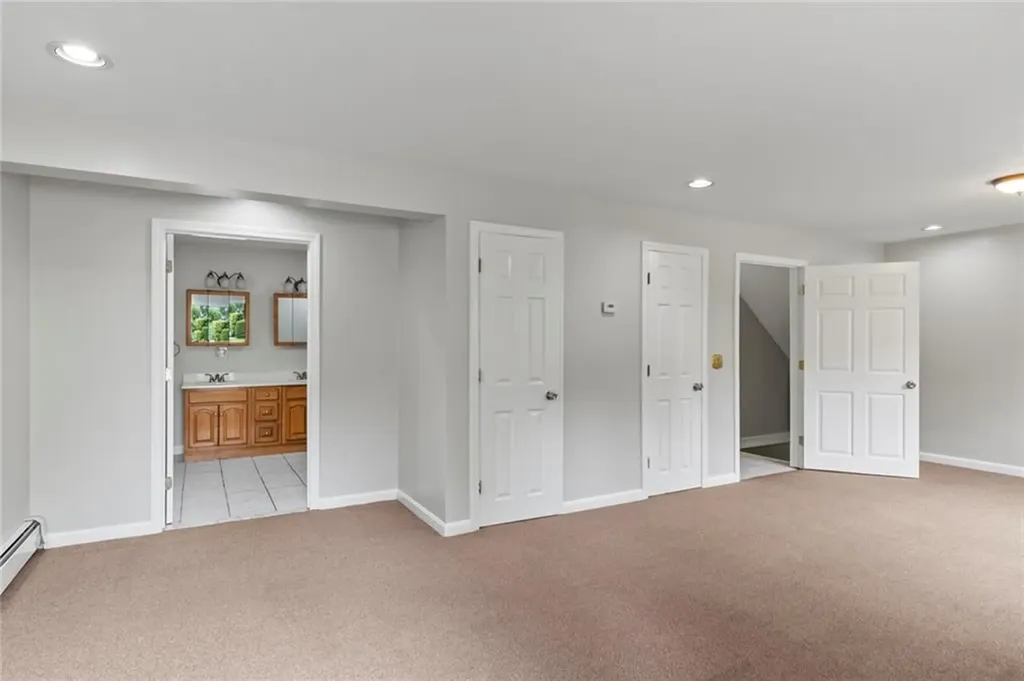 37 Highland Avenue Coventry RI 02816
