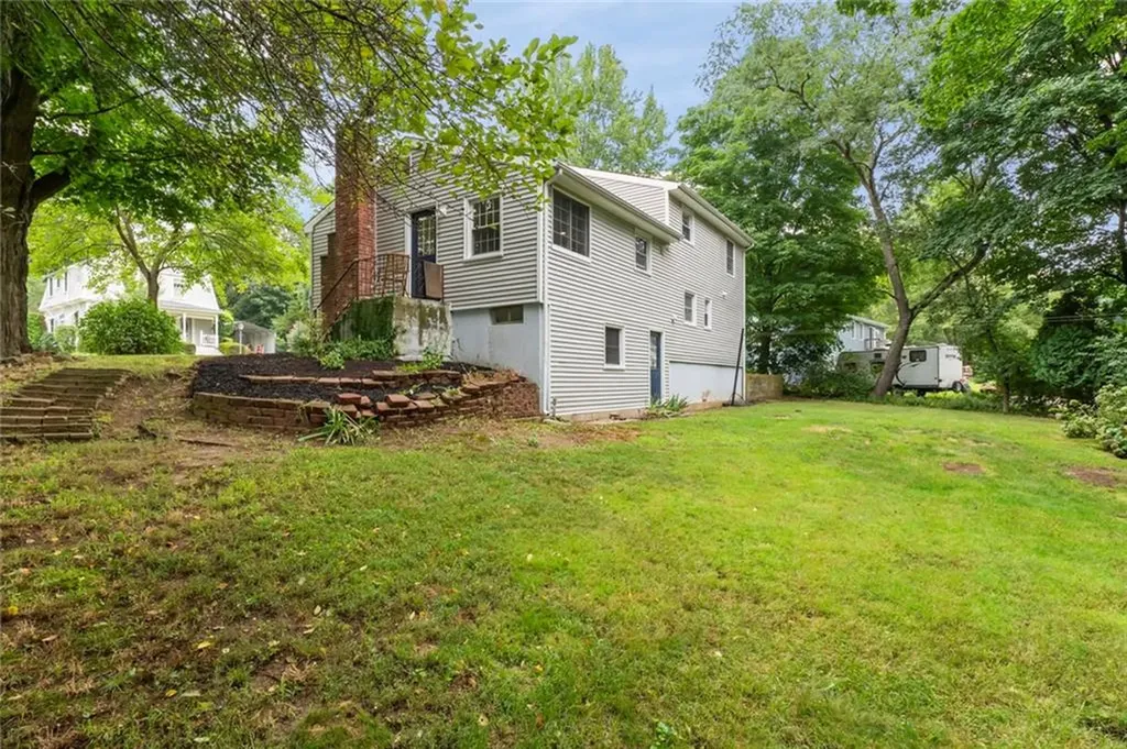 37 Highland Avenue Coventry RI 02816