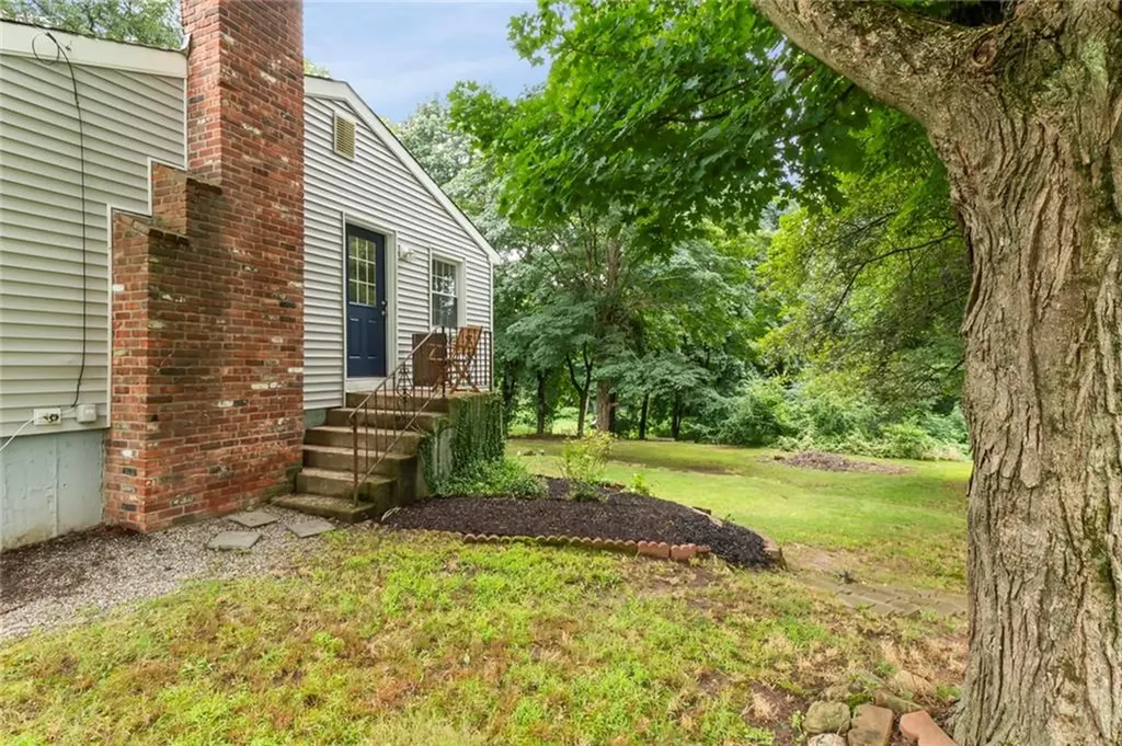 37 Highland Avenue Coventry RI 02816