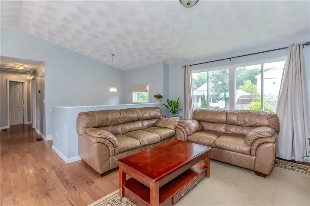 110 Shand Avenue Warwick RI 02889