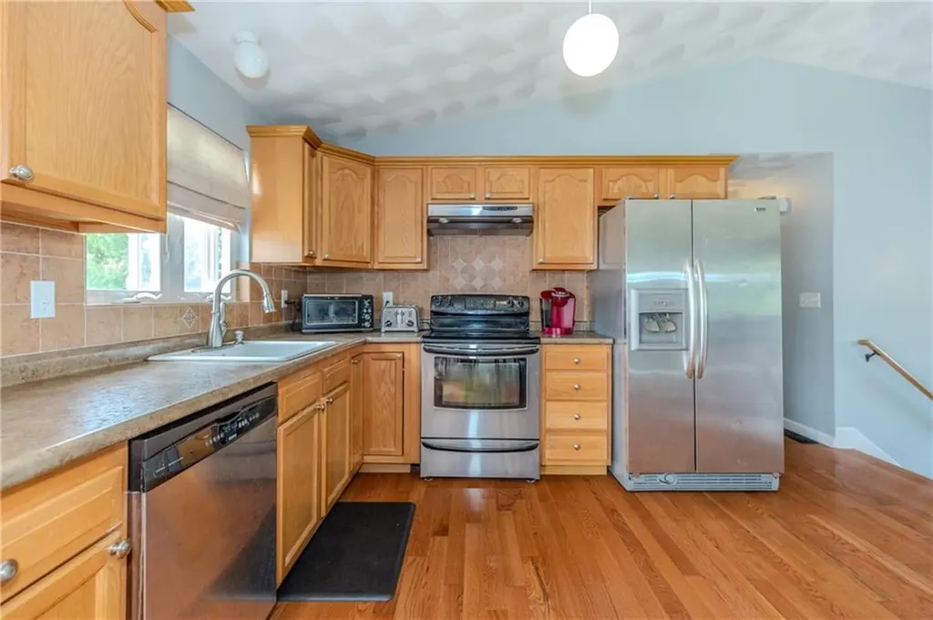110 Shand Avenue Warwick RI 02889