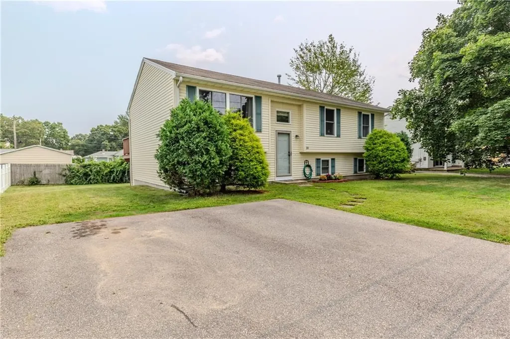 110 Shand Avenue Warwick RI 02889