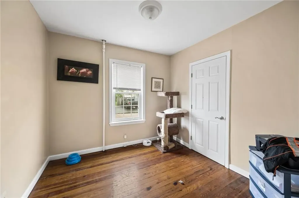 91 Woodbury Street Pawtucket RI 02861