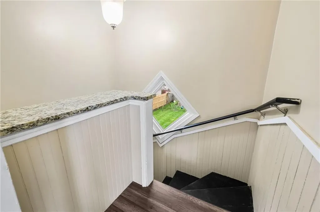 91 Woodbury Street Pawtucket RI 02861