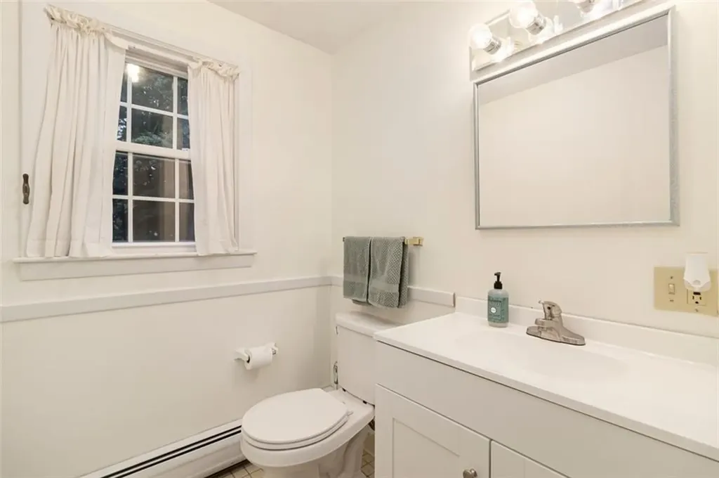 16 Maplewood Drive Coventry RI 02816