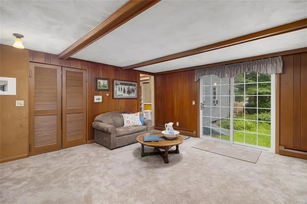 16 Maplewood Drive Coventry RI 02816