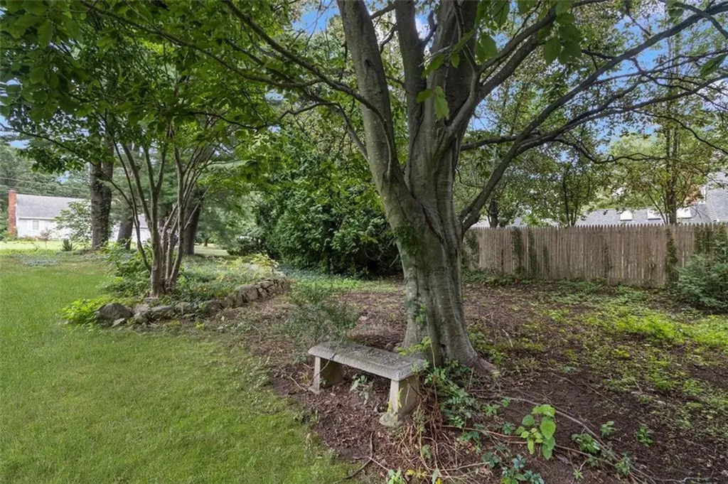 16 Maplewood Drive Coventry RI 02816