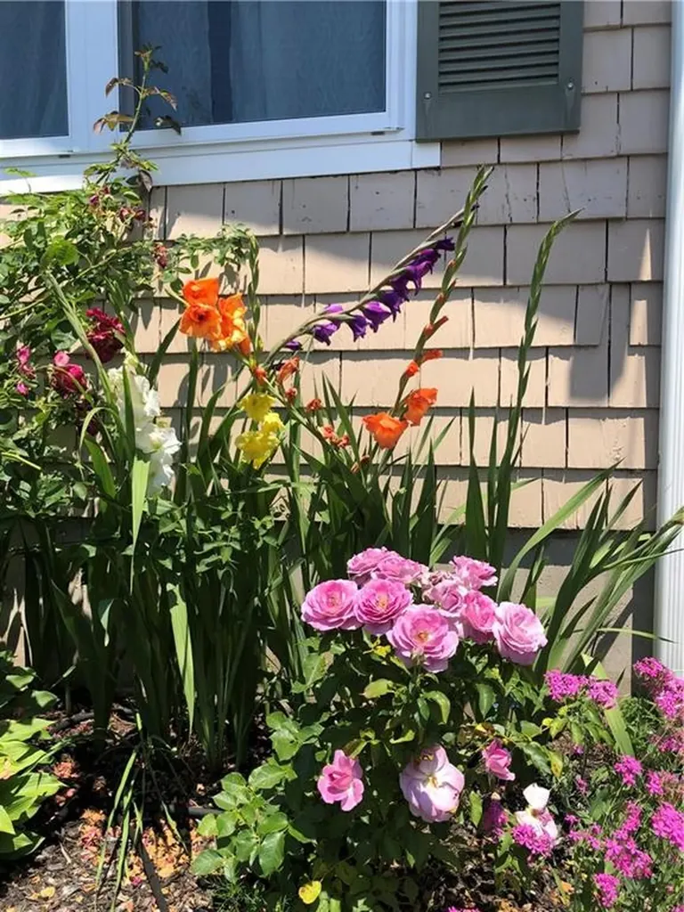 66 Collingwood Drive Warwick RI 02886