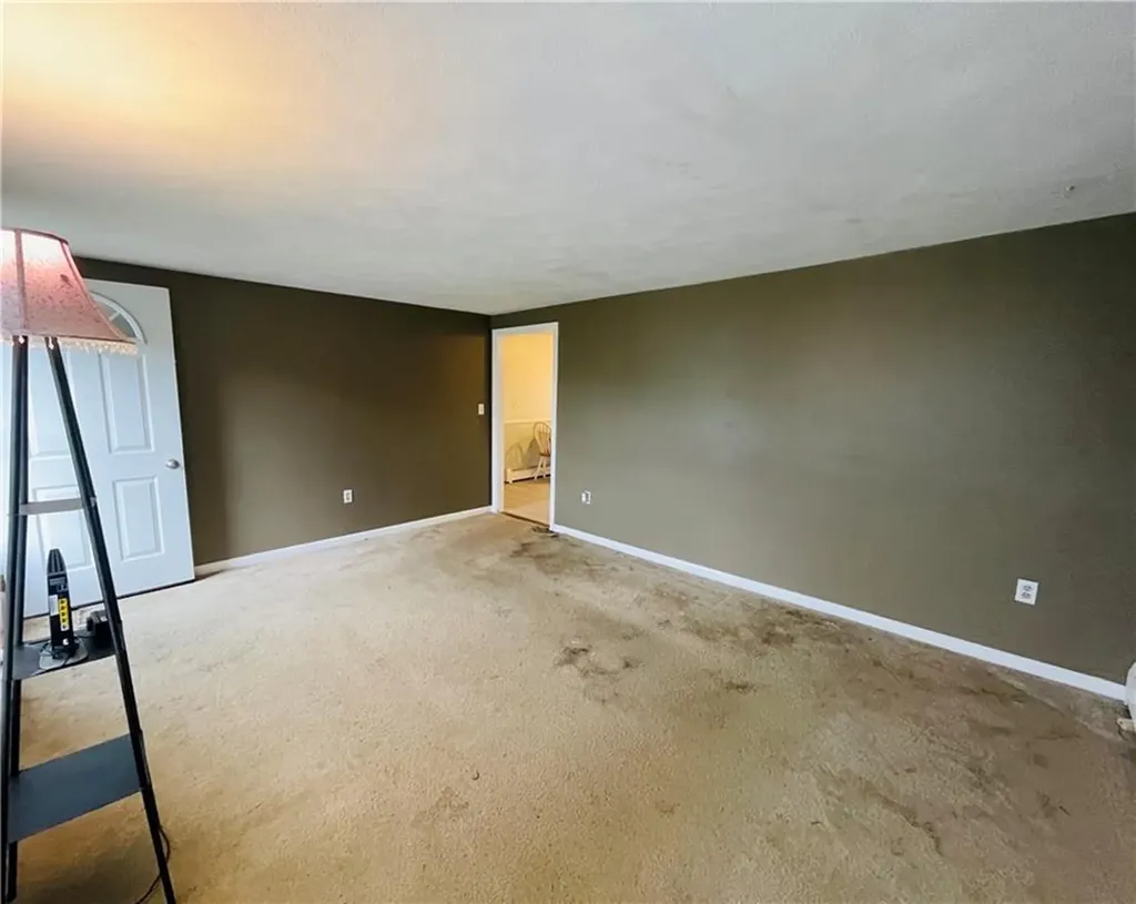 66 Collingwood Drive Warwick RI 02886