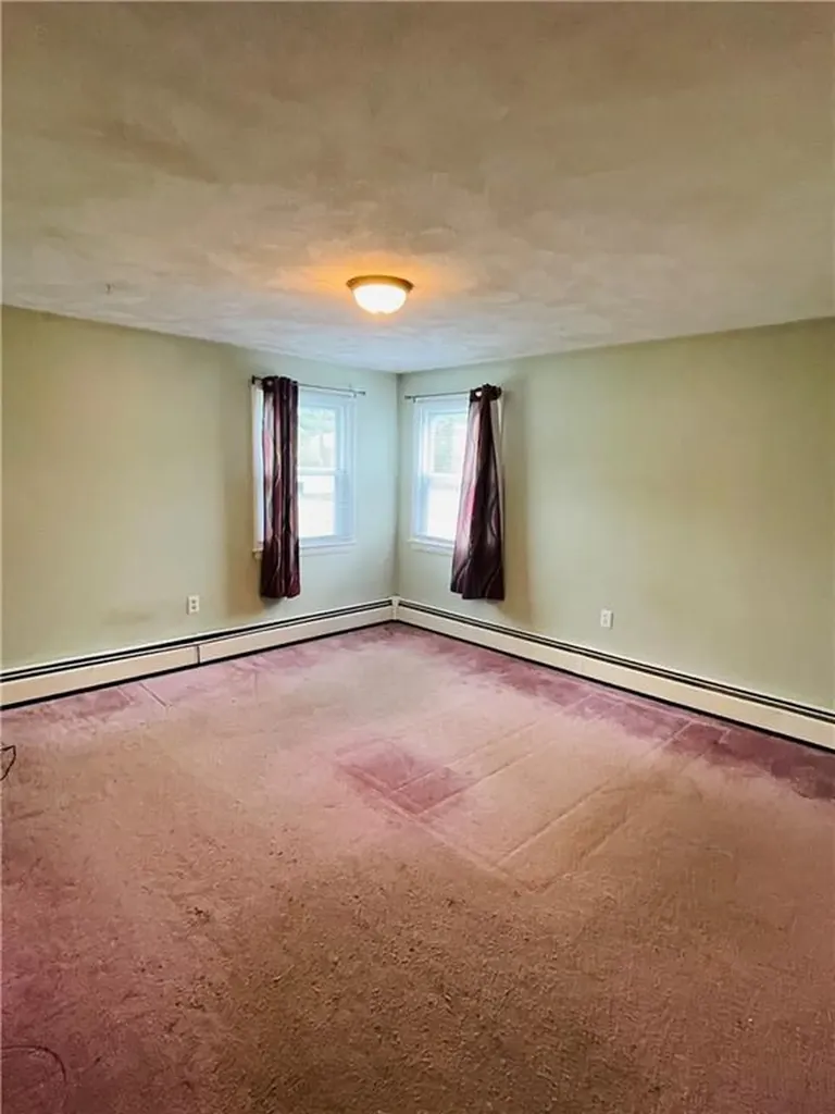 66 Collingwood Drive Warwick RI 02886