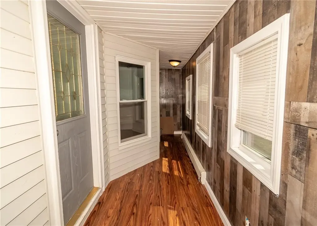 44 Gladstone Street Providence RI 02905
