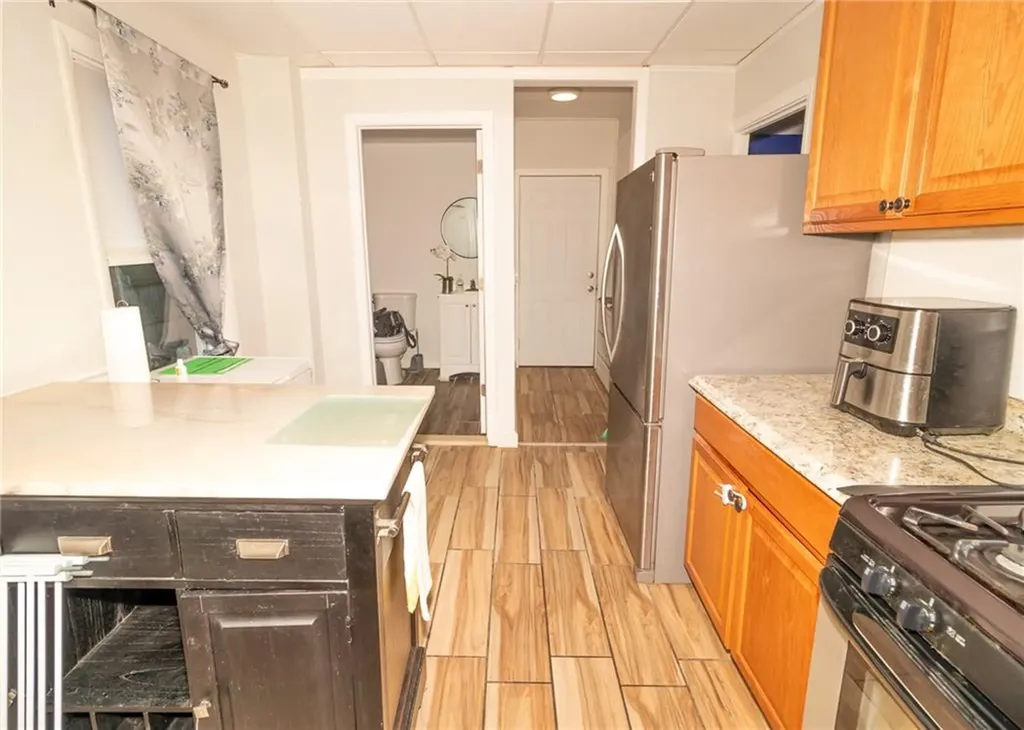 44 Gladstone Street Providence RI 02905