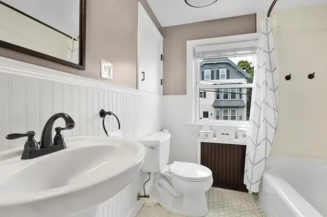 26 10th Street Providence RI 02906