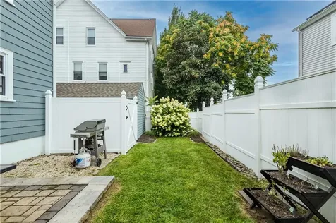 26 10th Street Providence RI 02906