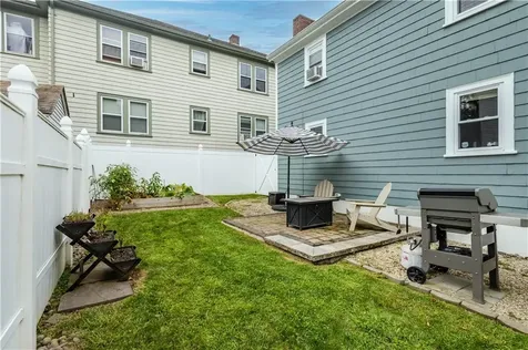 26 10th Street Providence RI 02906