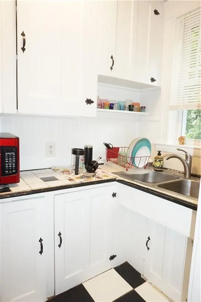 8 10 Glendale Avenue Providence RI 02906