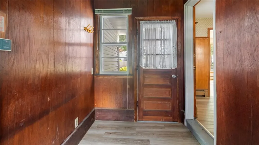 737 Admiral Street Providence RI 02908