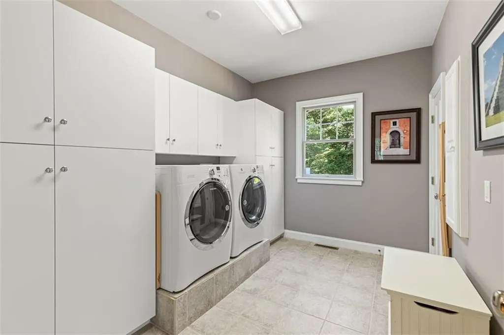 19 No Bottom Ridge Road Westerly RI 02891