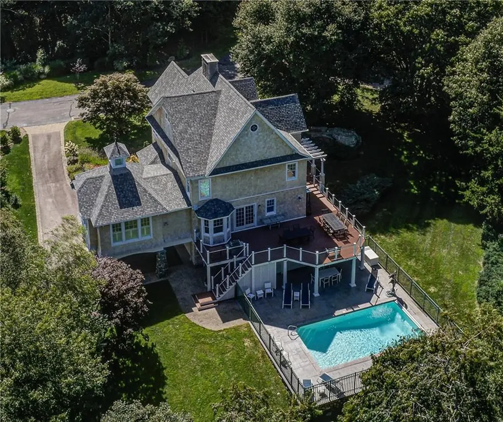 19 No Bottom Ridge Road Westerly RI 02891