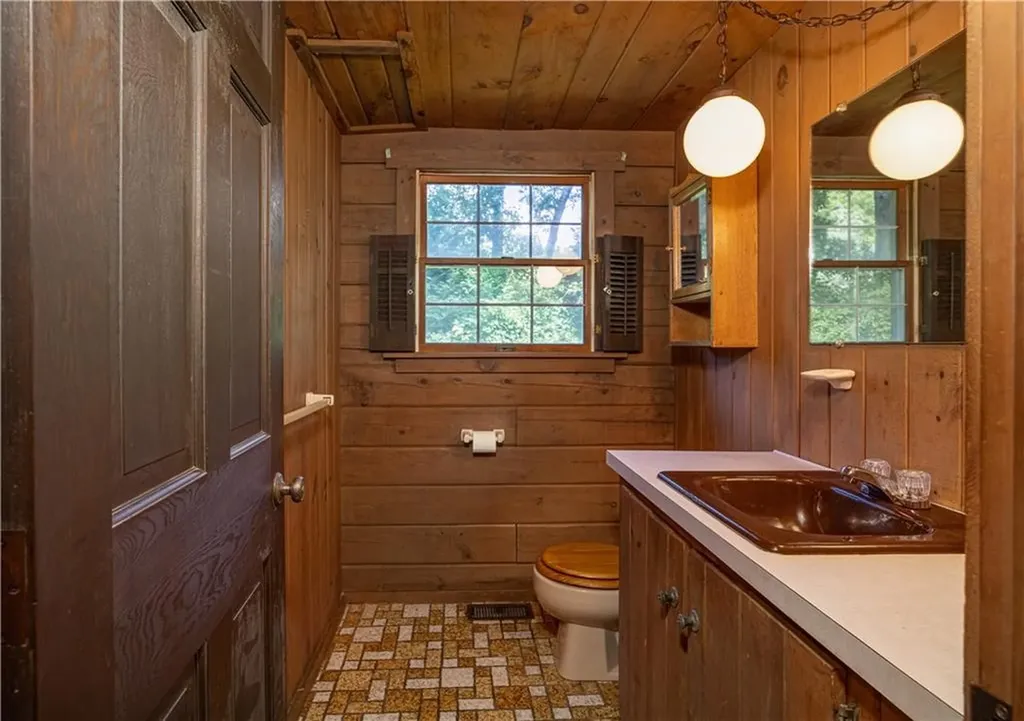 55 Bishop Hill Road Johnston RI 02919