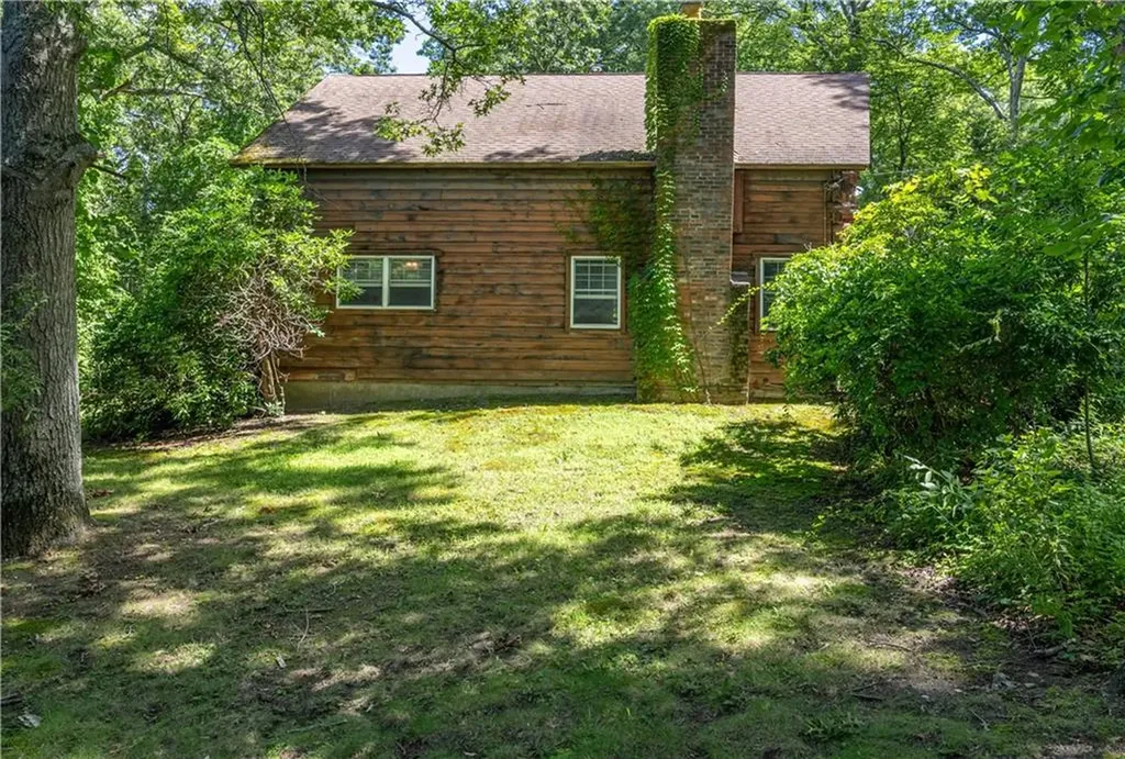 55 Bishop Hill Road Johnston RI 02919