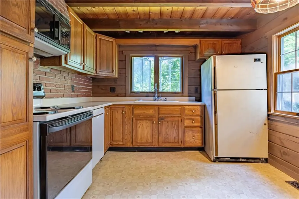 55 Bishop Hill Road Johnston RI 02919