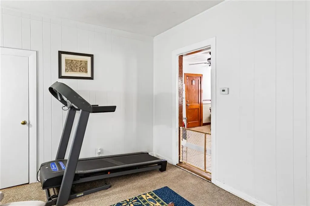 228 Farmington Avenue Cranston RI 02920