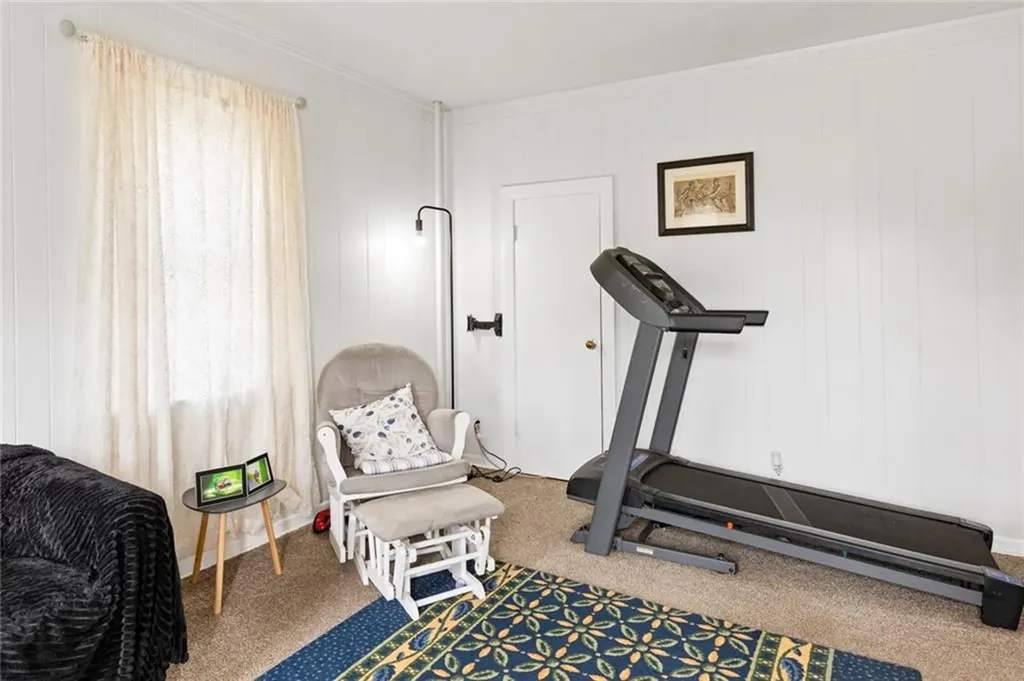 228 Farmington Avenue Cranston RI 02920