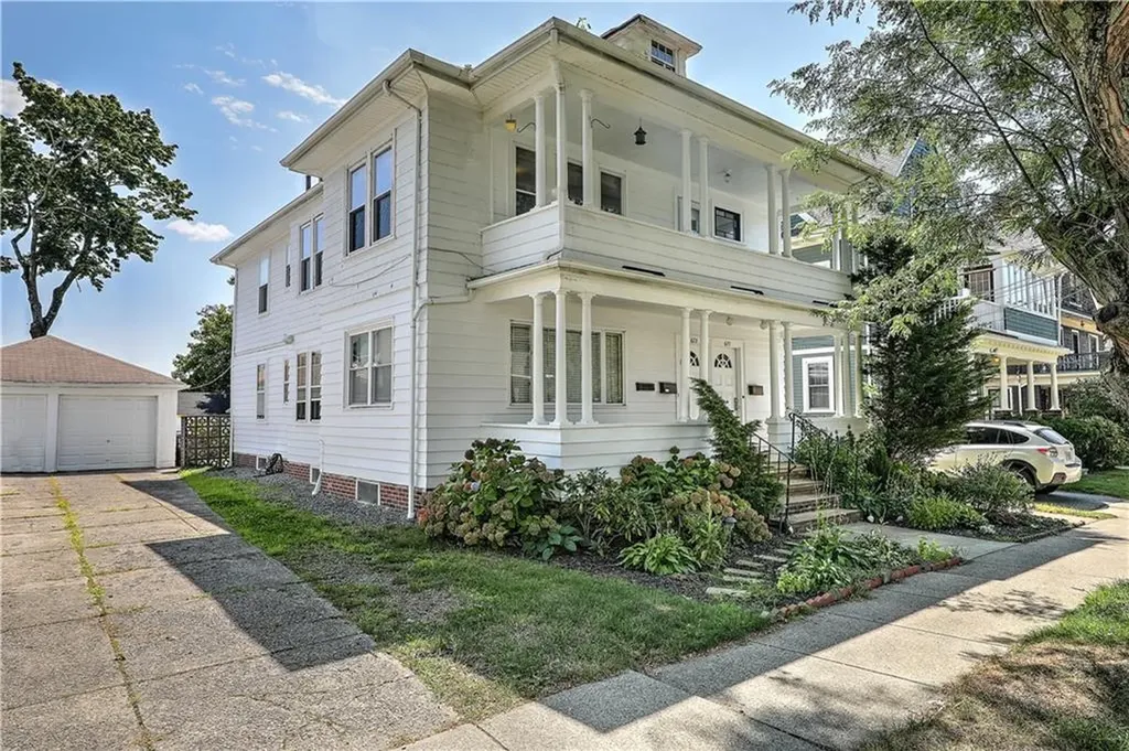 671 Hope Street Providence RI 02906