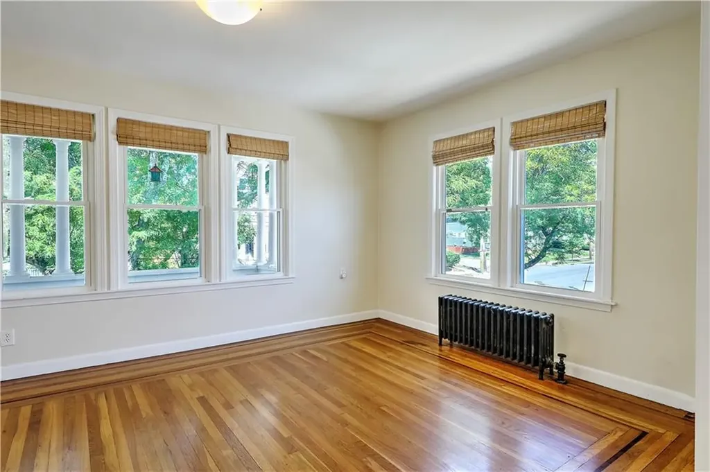 671 Hope Street Providence RI 02906