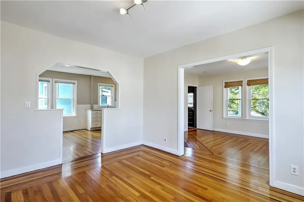 671 Hope Street Providence RI 02906