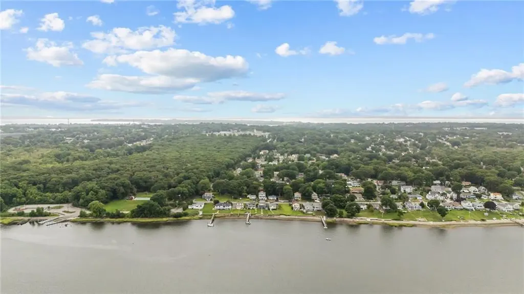 9 Opechee Drive Bristol RI 02809