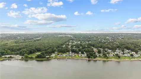 9 Opechee Drive Bristol RI 02809