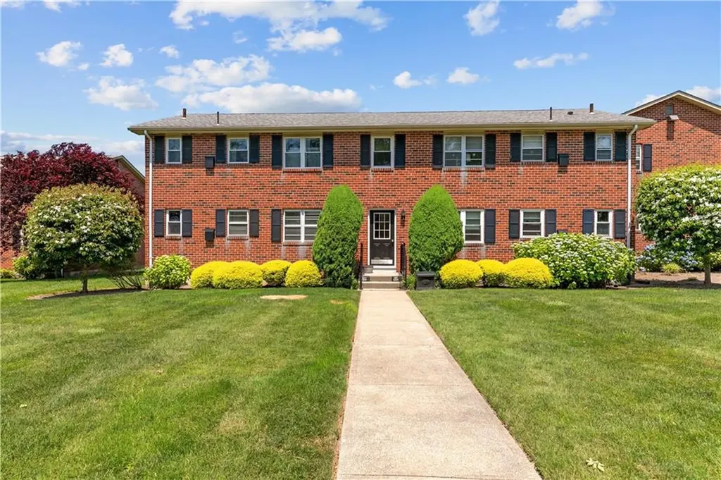 70 Carroll Avenue Newport RI 02840