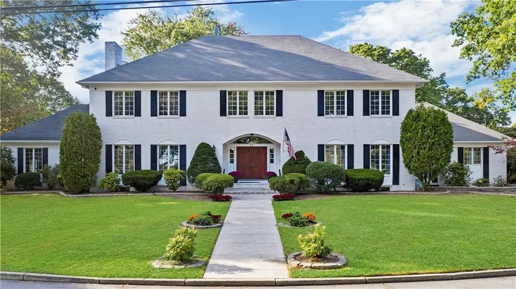 70 Cedar Bay Drive Warwick RI 02888